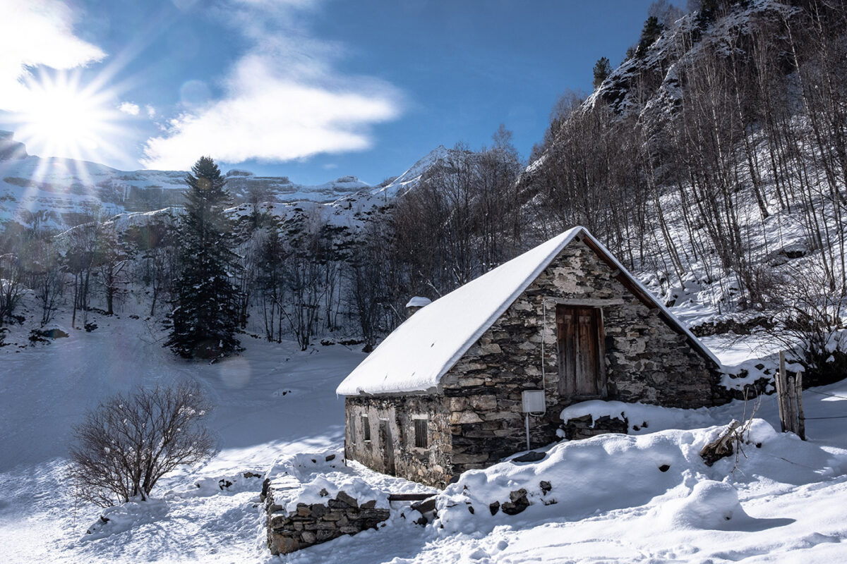 Cabane dans les Hautes-Pyrénées