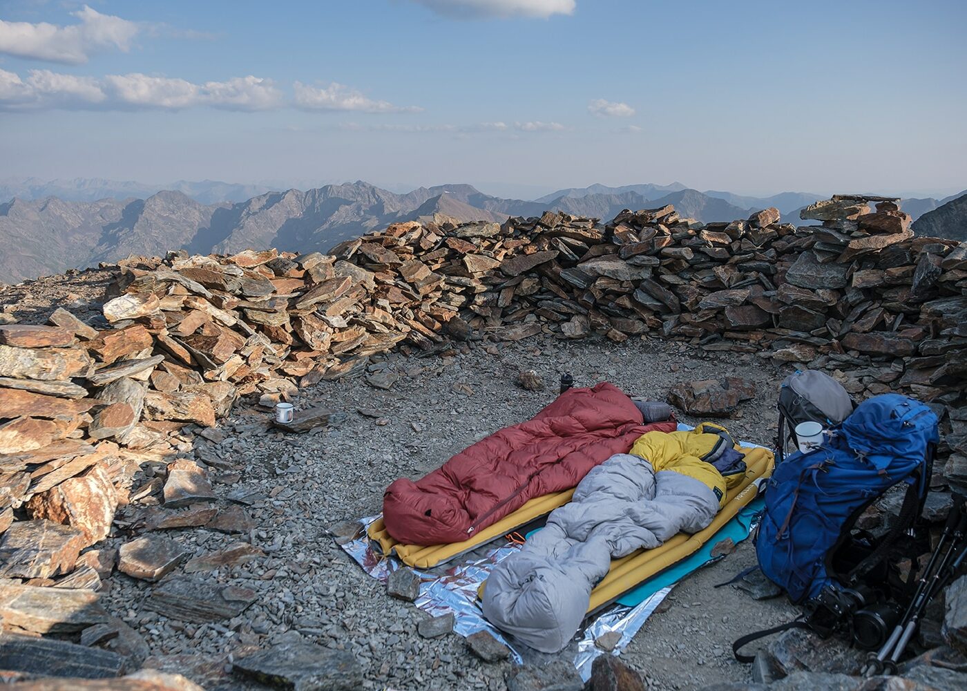 Bivouac dans les Pyrénées randonner plusieurs jours Globefreelancers