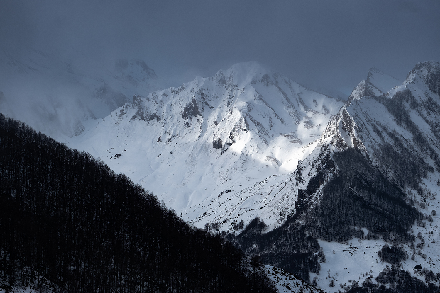 Randonnée raquettes dans les Hautes Pyrénées