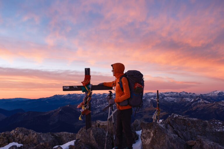 Randonnée Mont Valier depuis Maison du Valier lever de soleil au sommet
